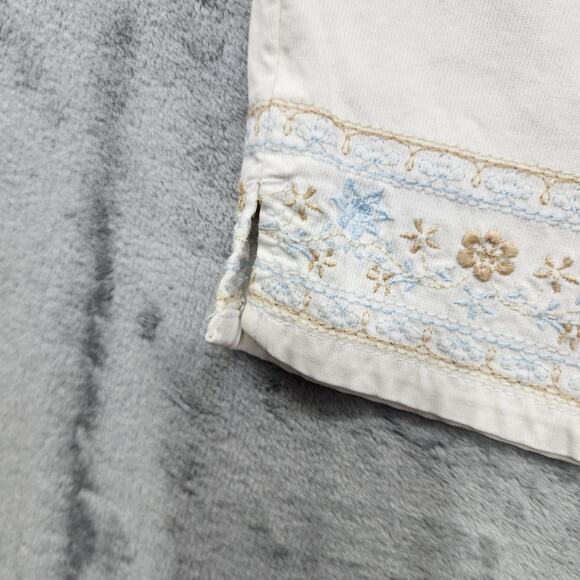 Gloria Vanderbilt Jeans Womens 10 Cream Blue Tan Capri Embroidered Floral Hem - Picture 4 of 14